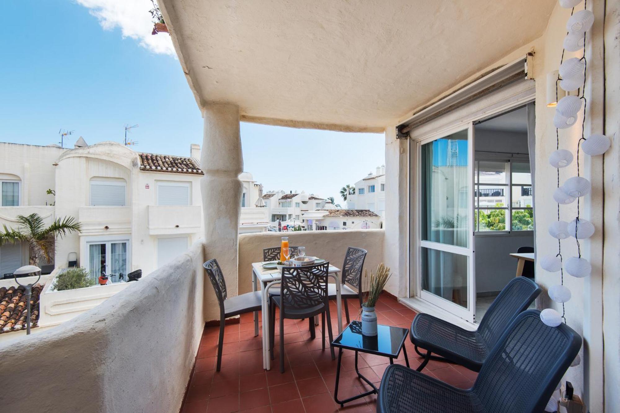 Apartmento En La Pequena Venecia, Puerto Marina Benalmádena Exterior photo
