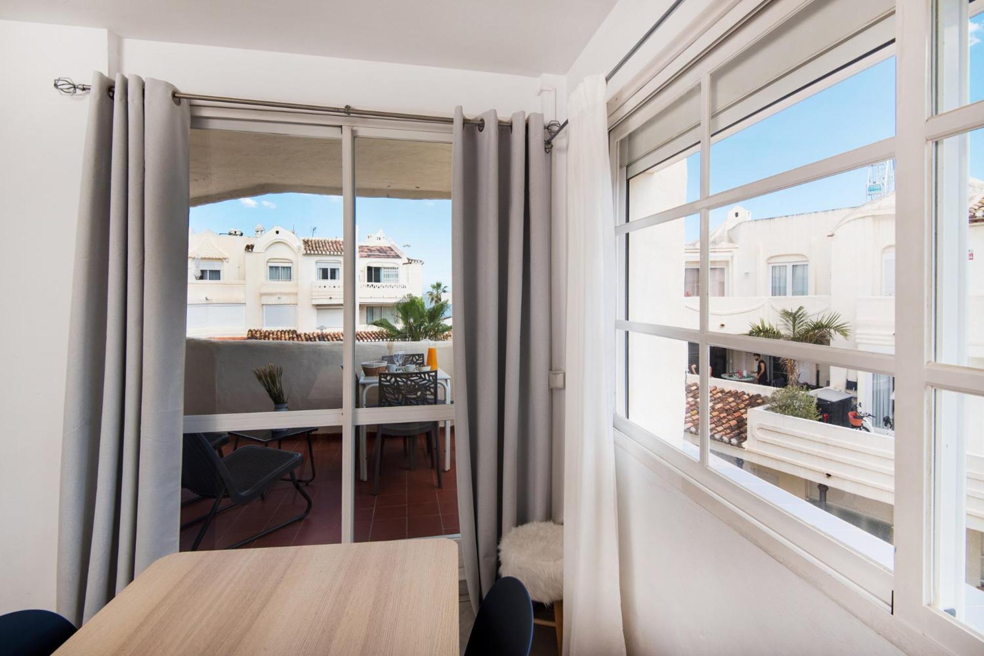 Apartmento En La Pequena Venecia, Puerto Marina Benalmádena Exterior photo